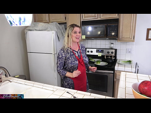 ❤️ Stepmom milking him in the kitchen before his date. ️❌ Sex video at en-gb.yh9n.top ☑